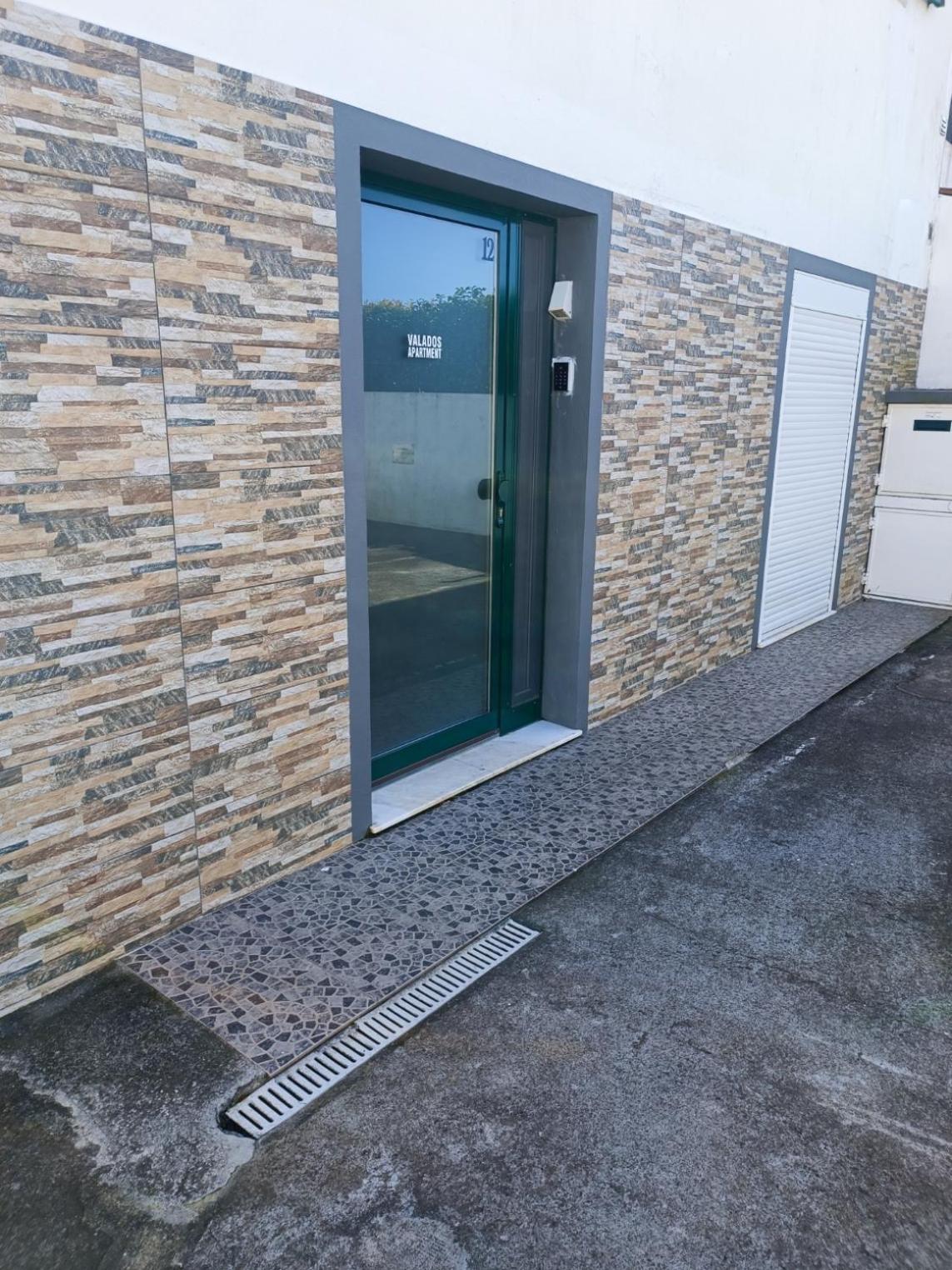 Apartamento Valados Ponta Delgada Exteriör bild